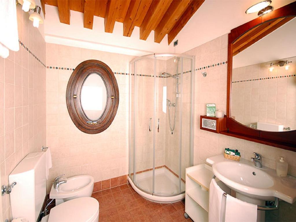 Dolcemela Hotel Ferrara Værelse billede